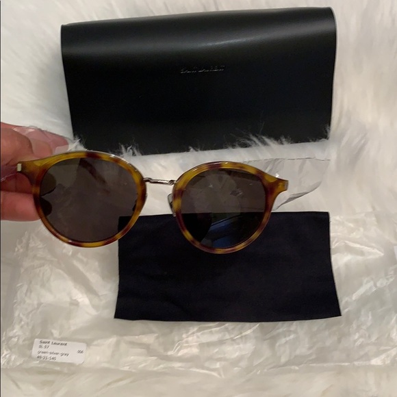 New Authentic Saint Laurent Sunglasses - Picture 5 of 6